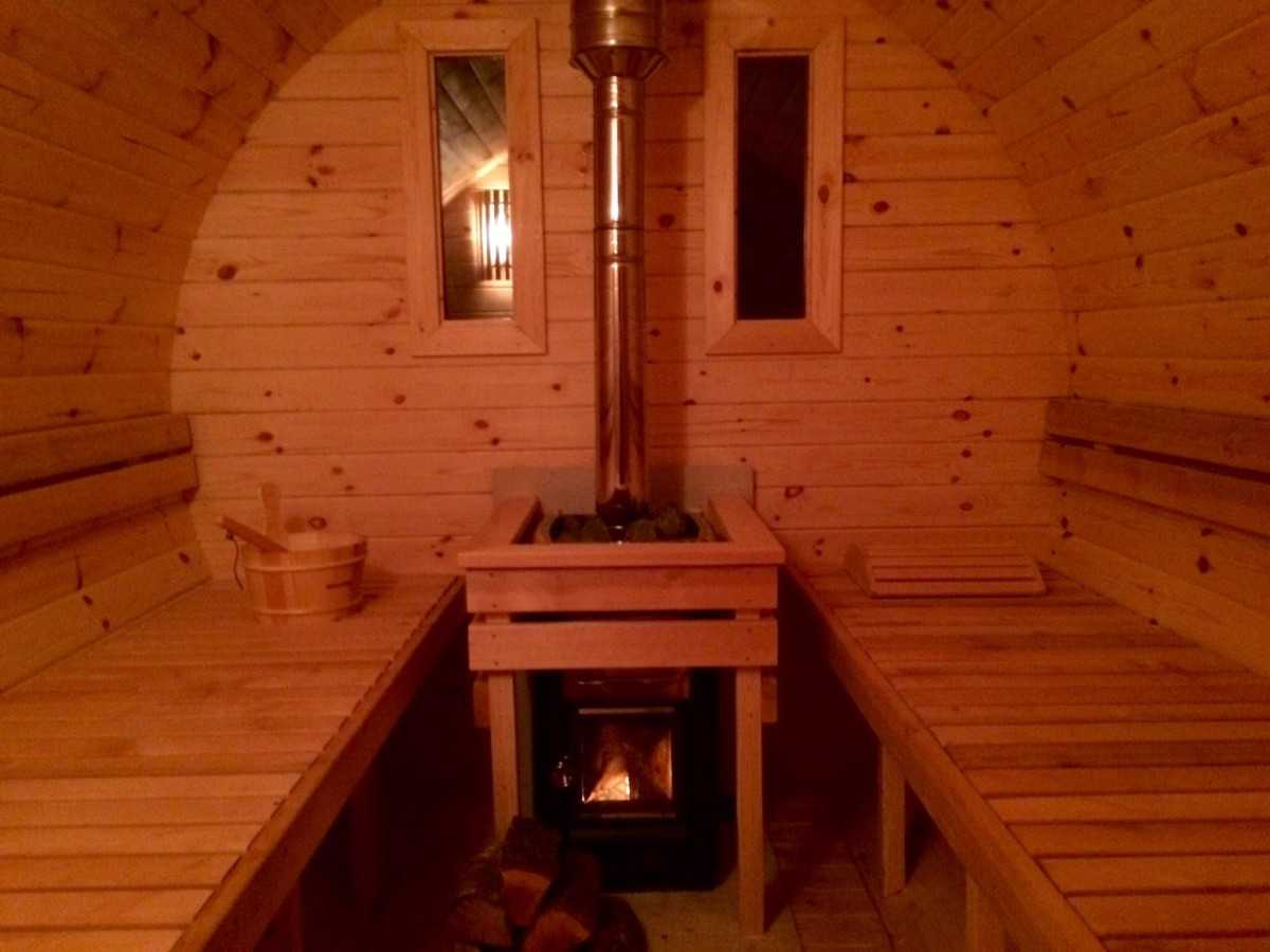 SAUNA BARRIL 4.0  PLUS  con vestuario 