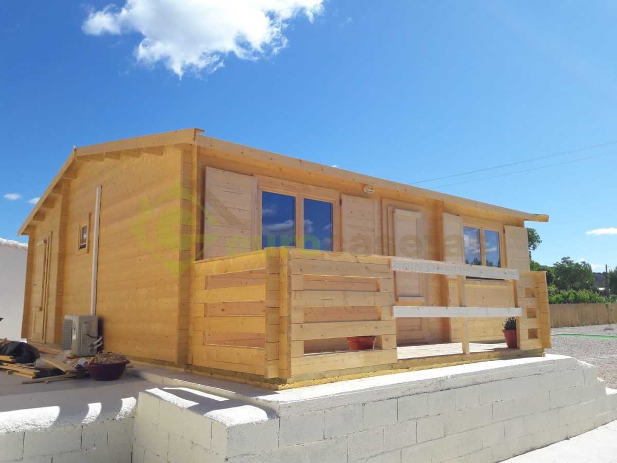 CASA DE MADERA  "HAKAN PLUS" 