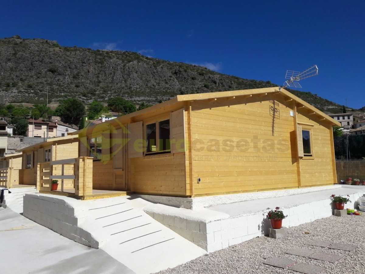 CASA DE MADERA  "HAKAN PLUS" 