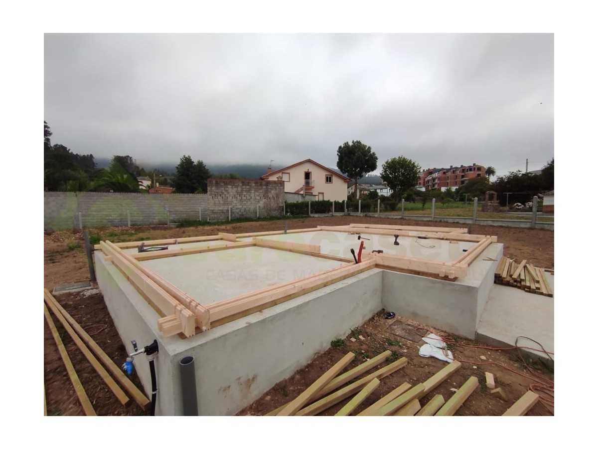 Casas de madera en doble pared / FLORIDA - 44-50-44mm