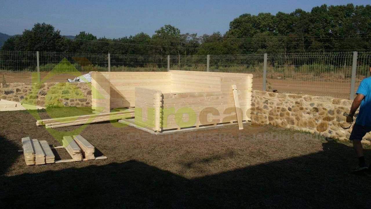 Caseta de jardín ELBE 4x4 , de 34 mm de grosor .