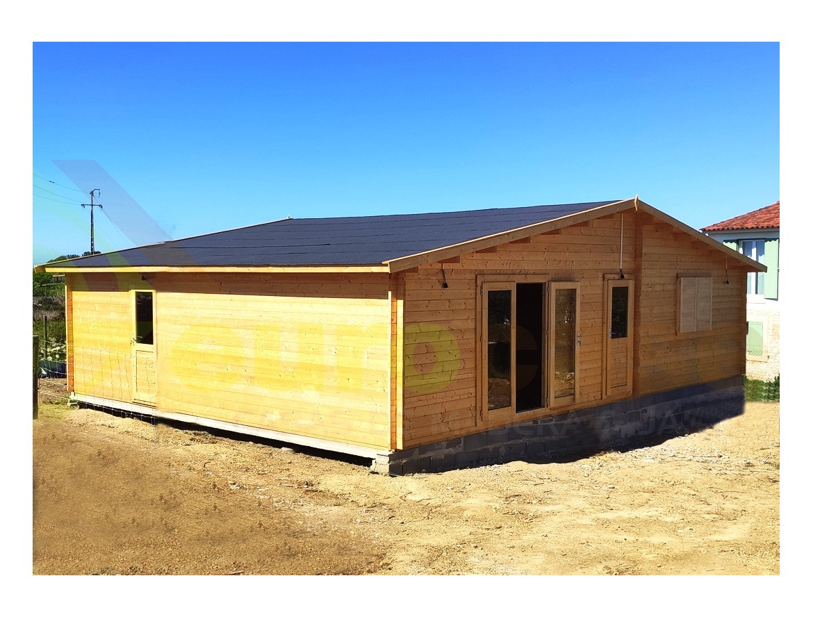 Casa de madera Jennifer modificada, montada en Portugal