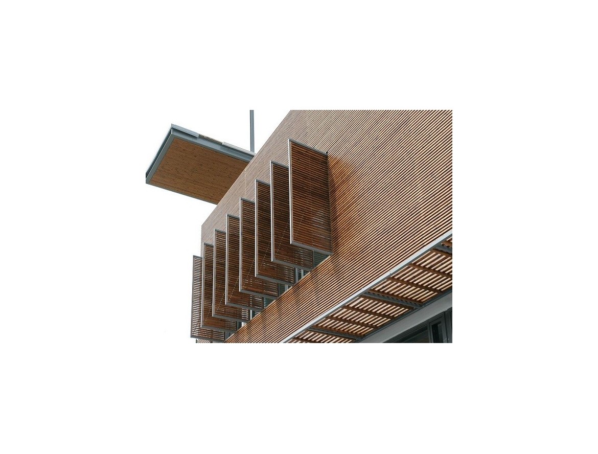 Madera termotratada y solid surfaces para revestimientos de edificios
