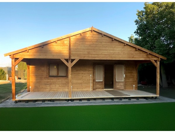 Casa de madera ESTORIL 136m², 70mm montada en CÓRDOBA