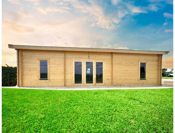 Casa de madera AURORA CTE 75m² 44-140-44mm con CHOVATERM, ELECTRICIDAD y FONTANERIA montada en GUADALAJARA Casa de madera AURORA CTE 75m² 44-140-44mm con CHOVATERM, ELECTRICIDAD y FONTANERIA montada en GUADALAJARA