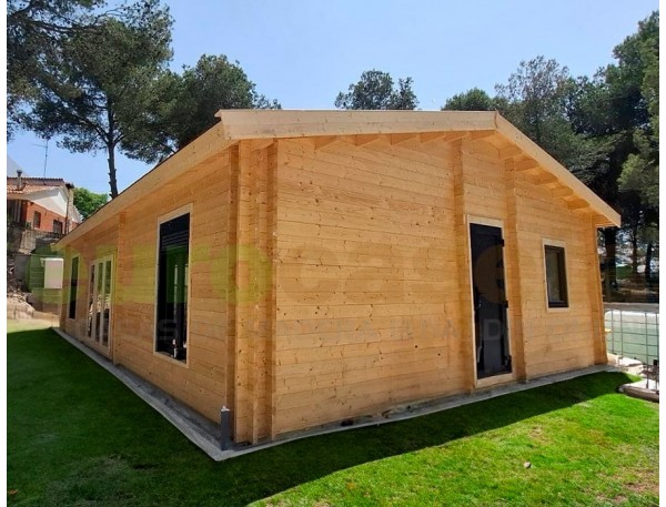 Casa de madera AURORA CTE 75m 44-140-44mm MODIFICADA en CANYELLES (BARCELONA)