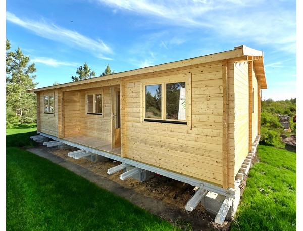 Casa de madera NEREA 72m2, 70mm montada en SETÚBAL, PORTUGAL