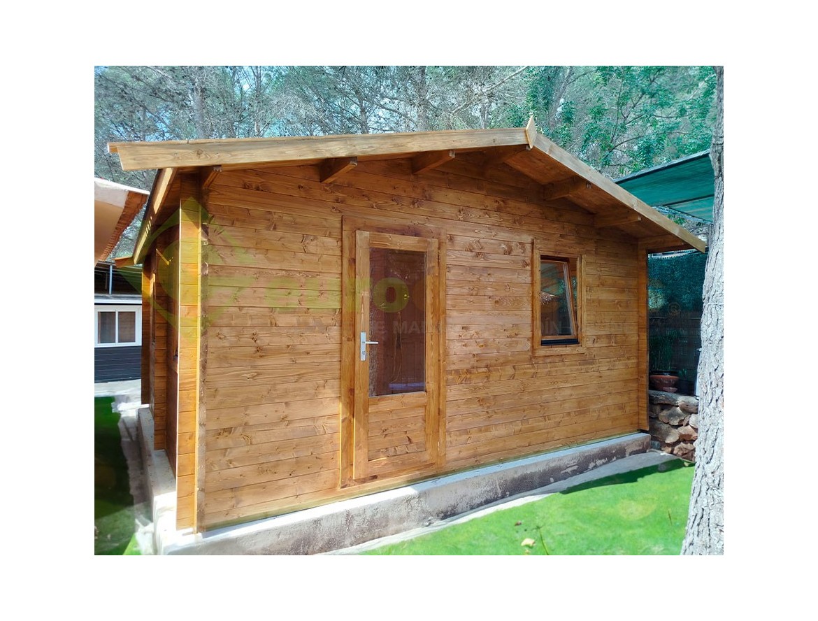 Casa de madera BERTA 30m² 44mm montada en ESTIVELLA (Valencia)