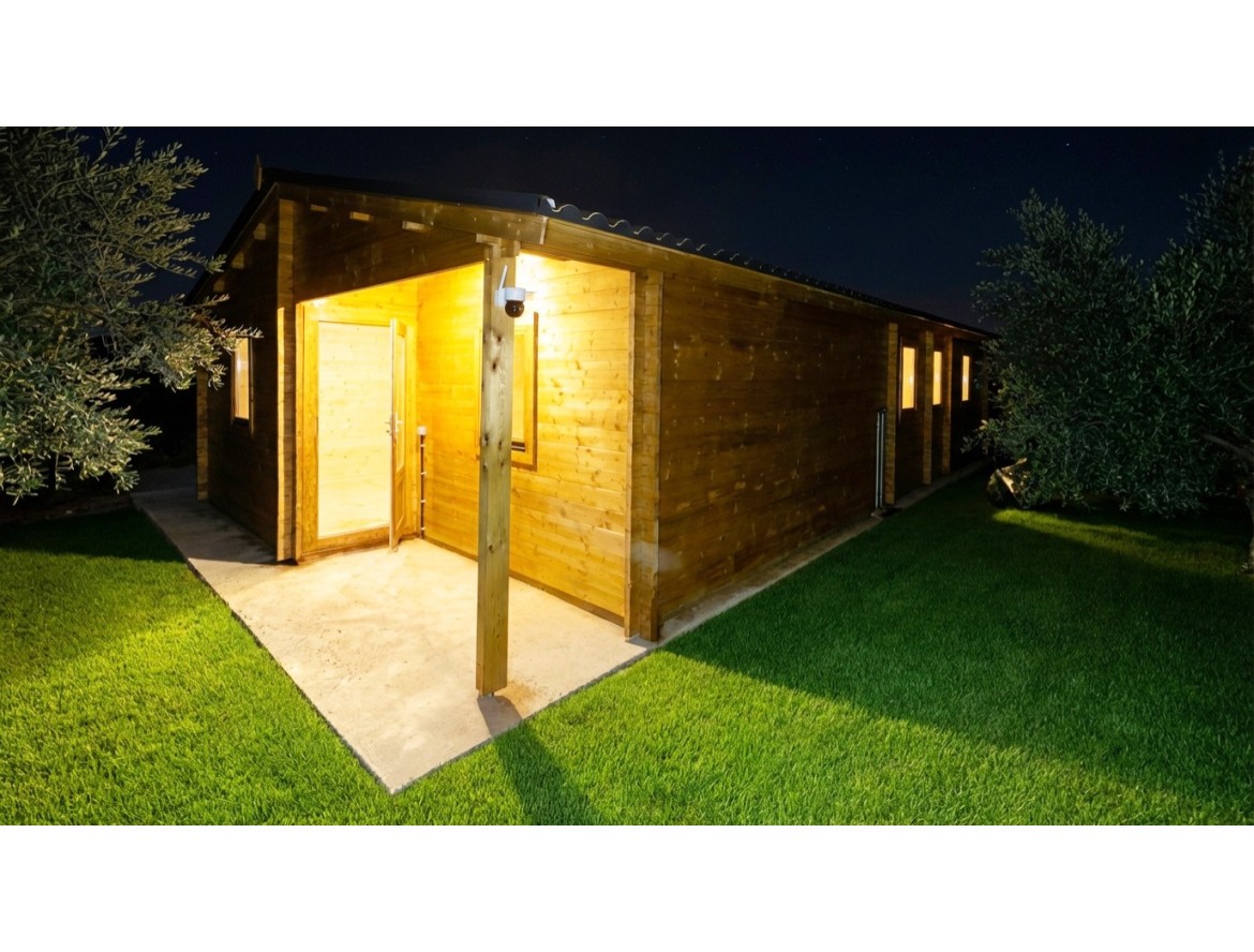 Casa de madera MALLORCA 72?², 44mm montada en PELIGROS, GRANADA. Casa de madera MALLORCA 72?², 44mm montada en PELIGROS, GRANADA.