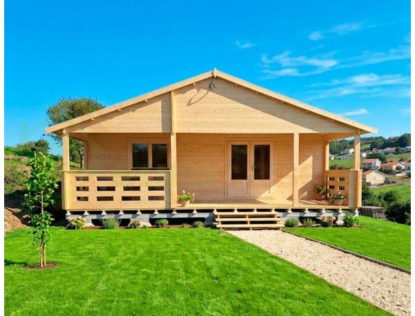 Casa de madera ESTORIL 136m² 44mm montada en PORTUGAL